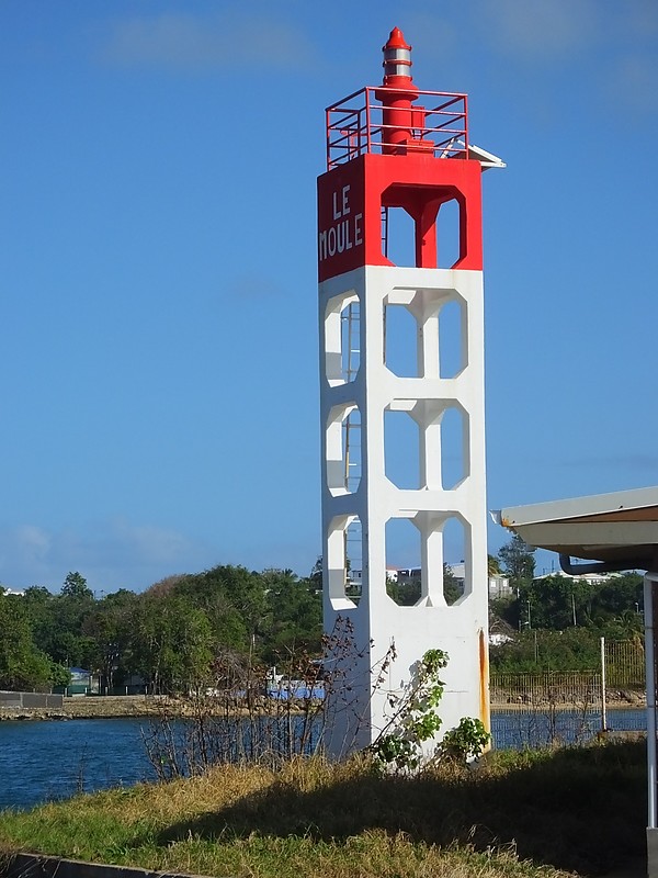 GUADELOUPE - Le Moule - West Side light
Keywords: Guadeloupe;Caribbean sea