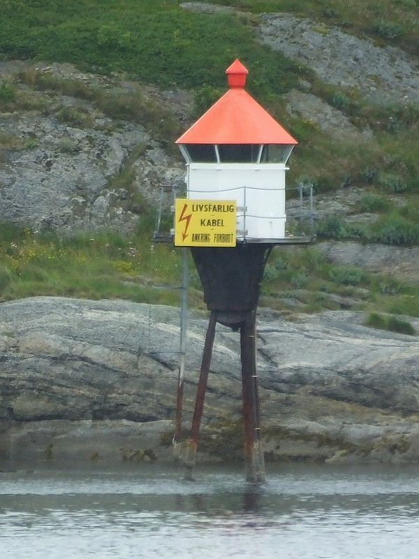 BODØ - Lille Hjartøy - NE Point light
Keywords: Vestfjord;Norway;Norwegian sea;Bodo