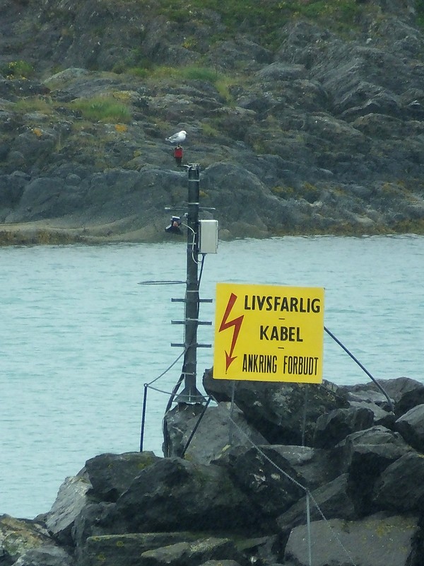 LEINES - Herøy - S Mole light
Keywords: Leines;Norway;Norwegian sea