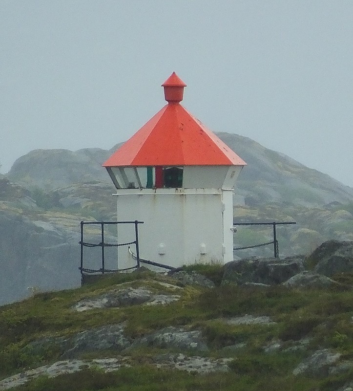 SVOLVÆR - Risøyan light
Keywords: Svolvaer;Lofoten;Vestfjord;Norway;Norwegian sea
