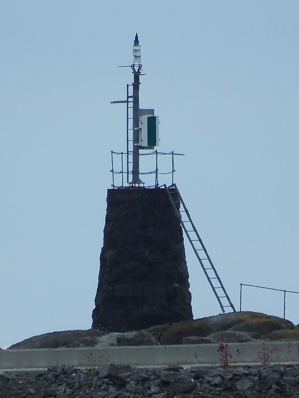 STAMSUND - Østre Joøyskjær light
Keywords: Stamsund;Lofoten;Norway;Norwegian sea