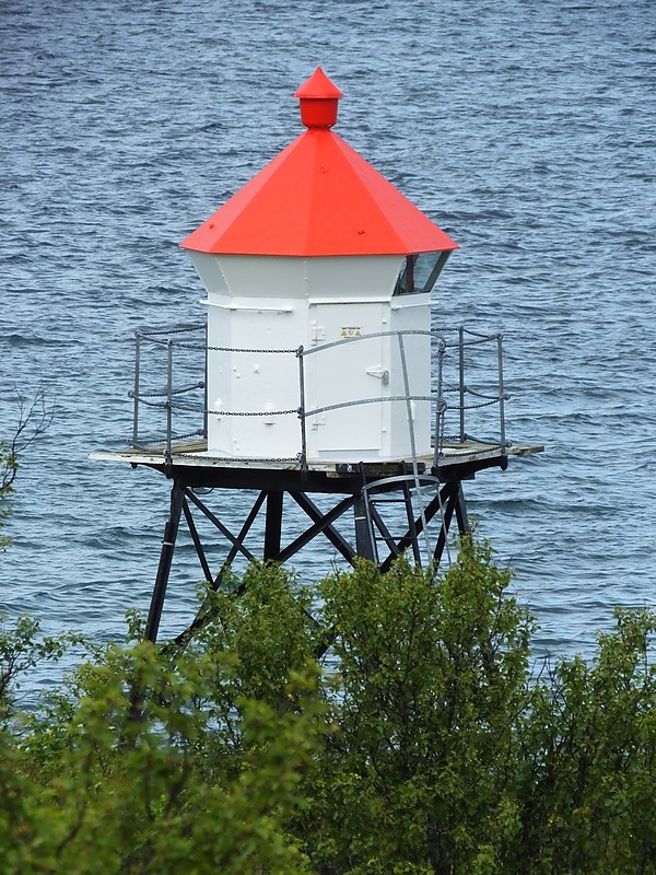 SORTLANDSUND - Kartnes lighthouse
Keywords: Lofoten;Norway;Norwegian sea;Sortlandsund