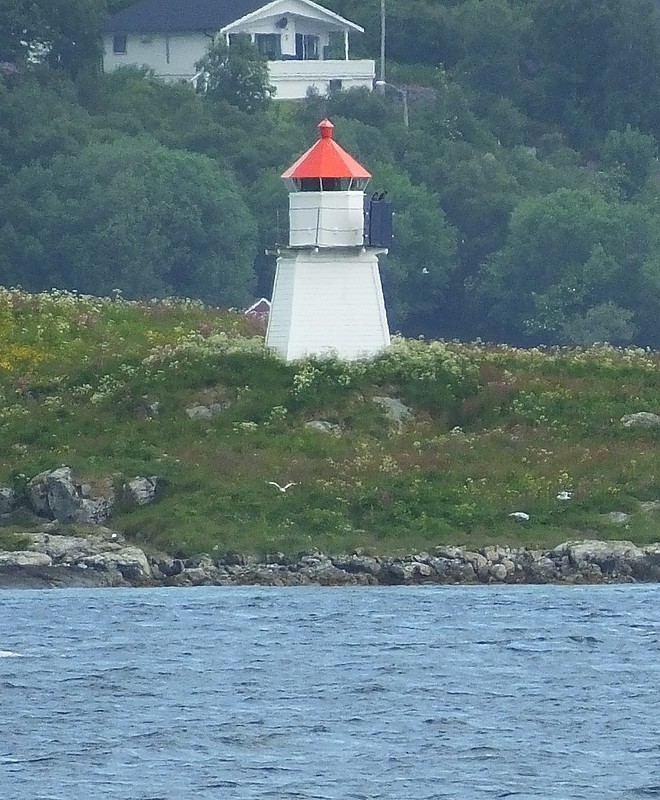 SORTLANDSUND - Fiskholmen lighthouse
Keywords: Sortlandsund;Vesteralen;Norway