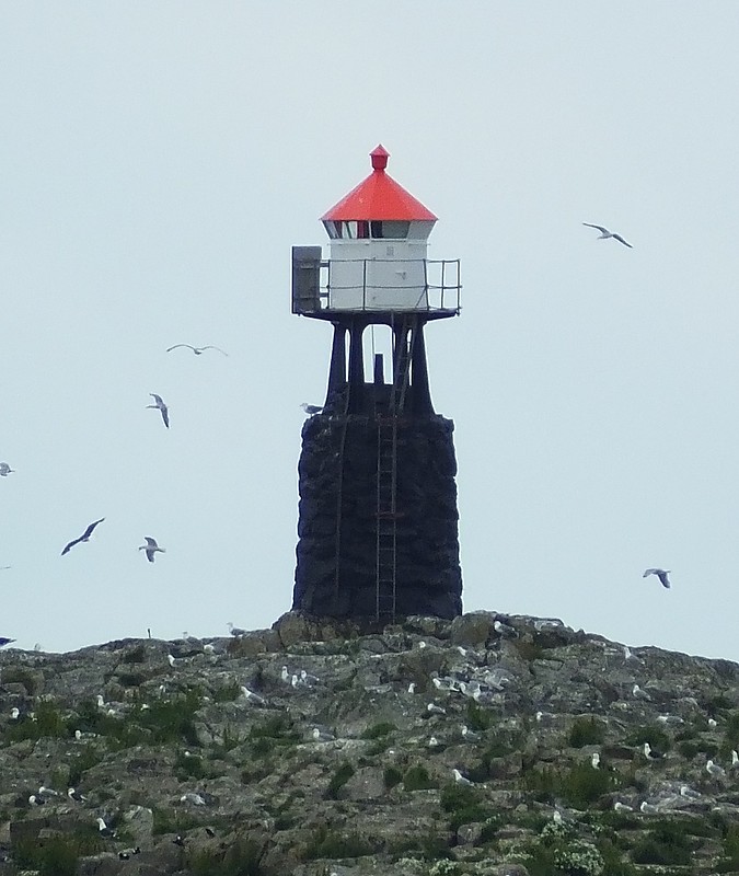 LANGØY - W Side - Skårvågen lighthouse
Keywords: Langoy;Vesteralen;Norway;Norwegian sea