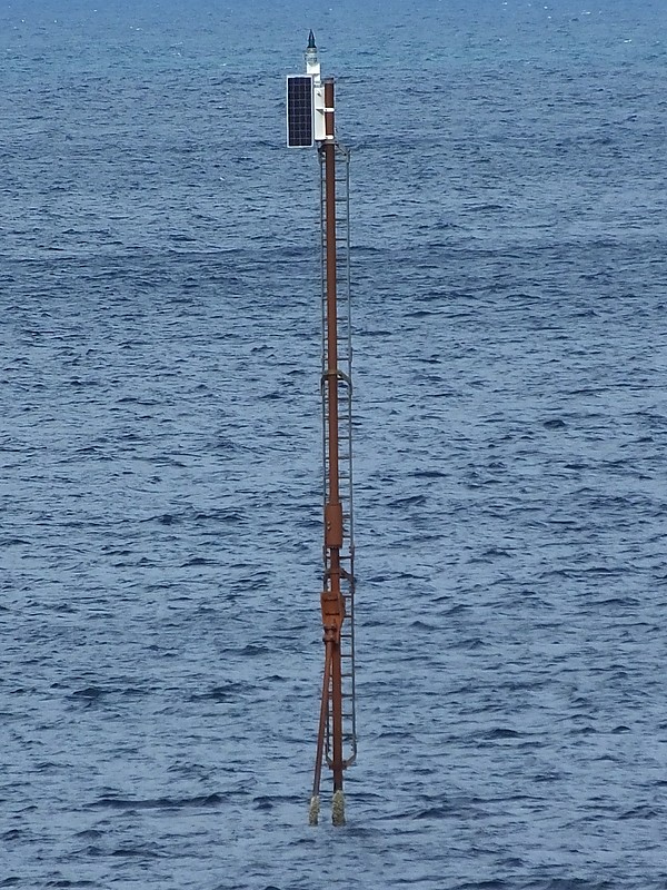 LANGØY - W Side - Monsflua light
Keywords: Langoy;Vesteralen;Norway;Norwegian sea;Offshore