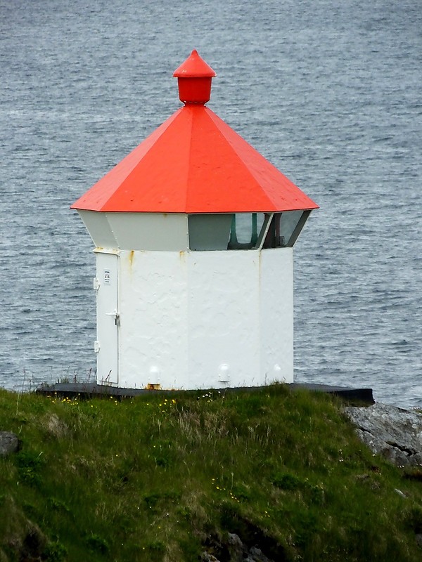 LANGØY - W Side - Hovden - W Point - Nautneset light
Keywords: Langoy;Vesteralen;Norway;Norwegian sea