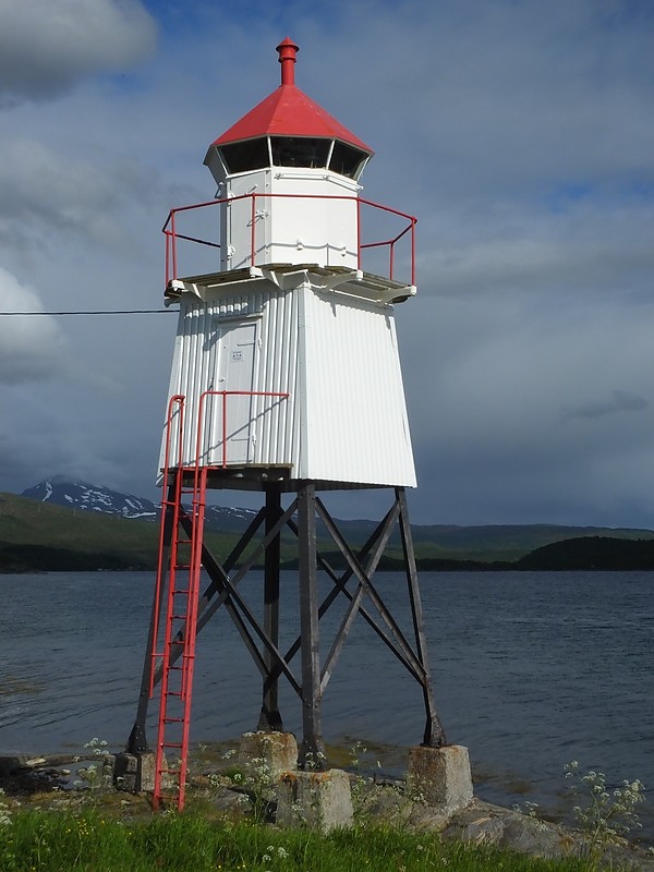 INDRE MALANGEN - Nordfjorden - Nordbyneset lighthouse
Keywords: Indre Malangen;Norway