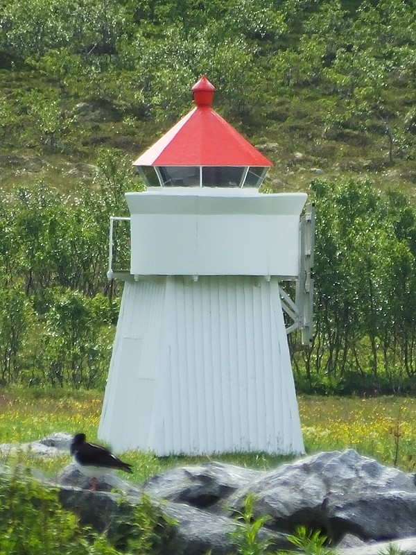 SENJA - W Side - Hamnneset - Grunnfarnesbotn lighthouse
Keywords: Senja;Norway;Norwegian sea