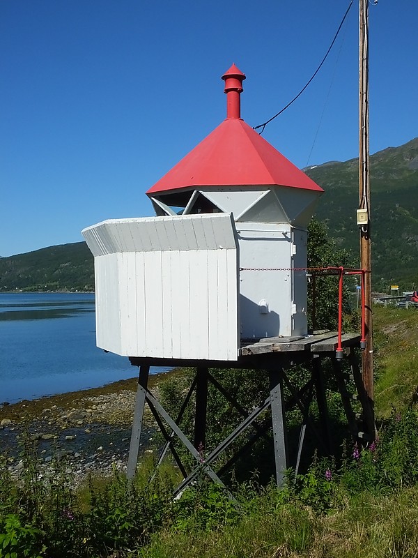 LYNGEN - Kåfjord - Pertenga Lighthouse
Keywords: Lyngen;Norway