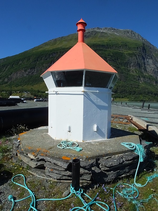 LYNGEN - Lyngsdaløra Lighthouse
Keywords: Lyngen;Norway