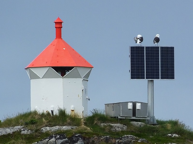 MAGERøYA - Gjesvær - Avløysningen - N Entrance Lighthouse
Keywords: Mageroya;Norway;Barents sea