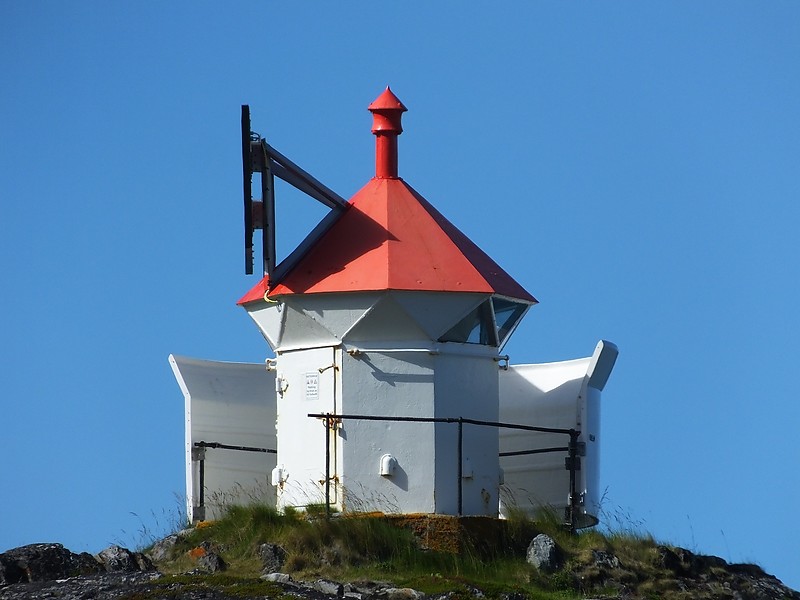 LAKSEFJORD - Lebesby - Approach - Stamneset Lighthouse
Lebesby;
Keywords: Laksefjord;Lebesby;Norway