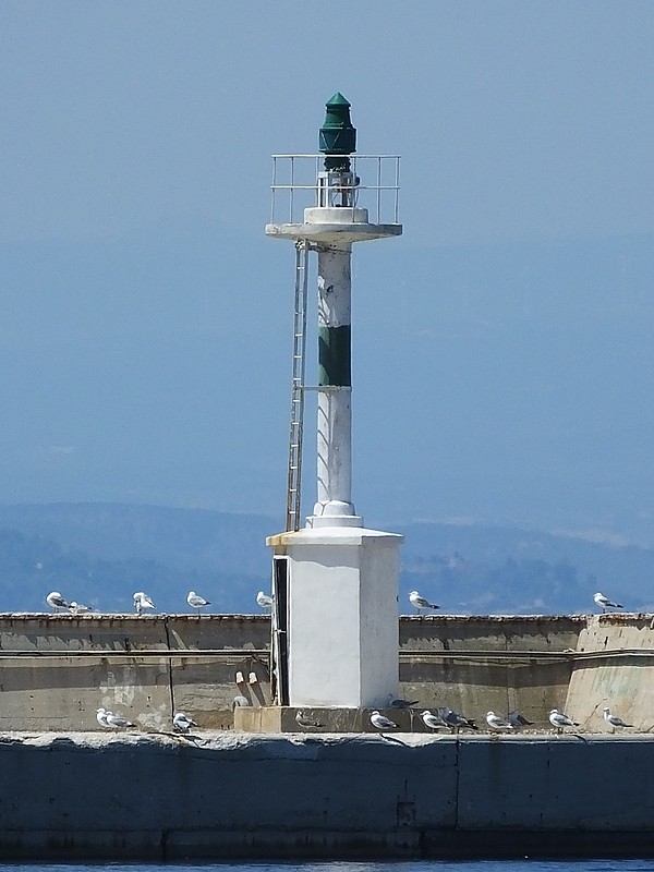 AEGEAN SEA - Evvia - Aliveri - Power Station Mole Head light
Keywords: Greece;Evvia;Aegean sea