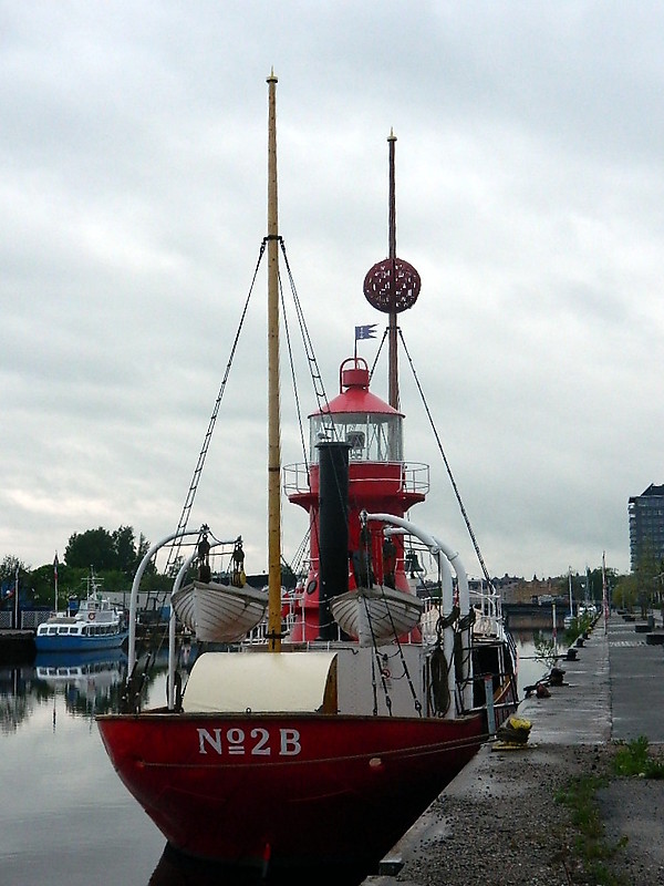 Gävle / Fyrskepp Nr 2B Almagrundet
Keywords: Gavle;Sweden;Lightship;Baltic sea