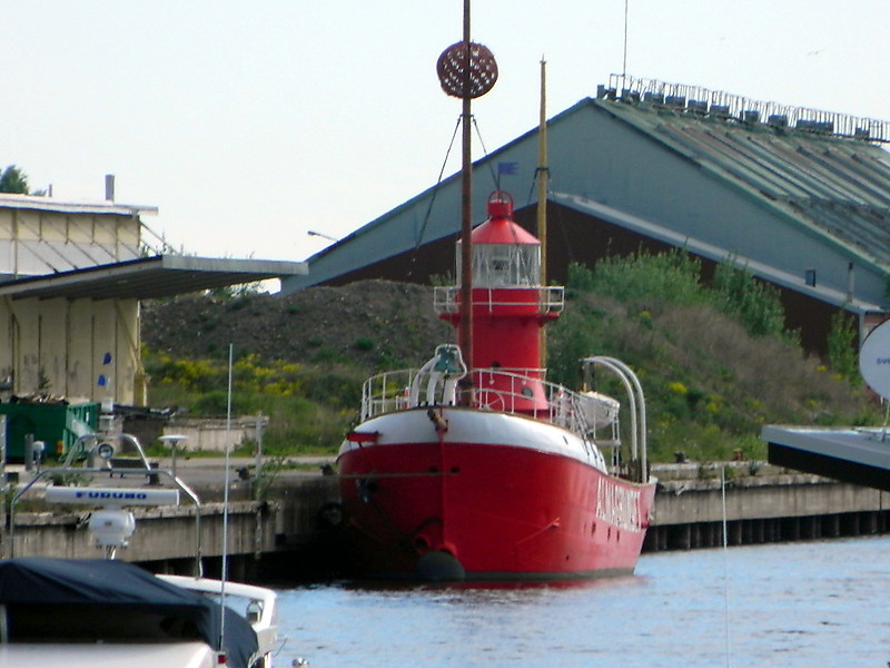 Gävle / Fyrskepp Nr 2B Almagrundet
Keywords: Gavle;Sweden;Lightship;Baltic sea