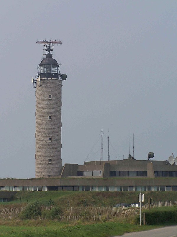 Cap Gris-Nez lighthouse and MRCC
Keywords: Griz-Nez;English channel;France;Vessel Traffic Service;MRCC