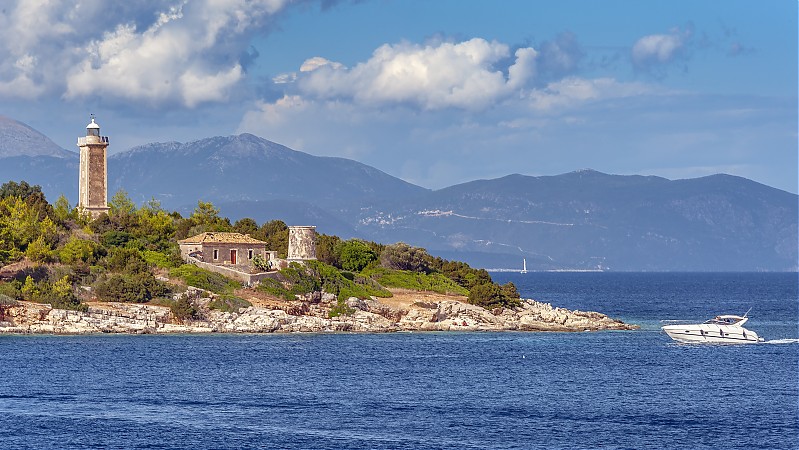 Kefallonia / Fiskardo lighthouses - old (low tower on the left) and new (high tower)
Fiskardo lighthouses
Keywords: Kefallonia;Greece;Mediterranean sea;Ionian islands