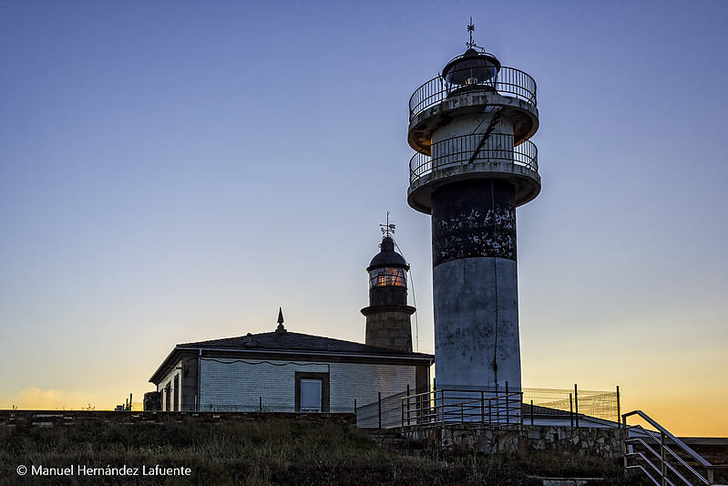 *Punta Atalaya Lighthouse* - new (high) and old (low)
Keywords: Bay of Biscay;Galicia;Spain;San Ciprian;Sunset
