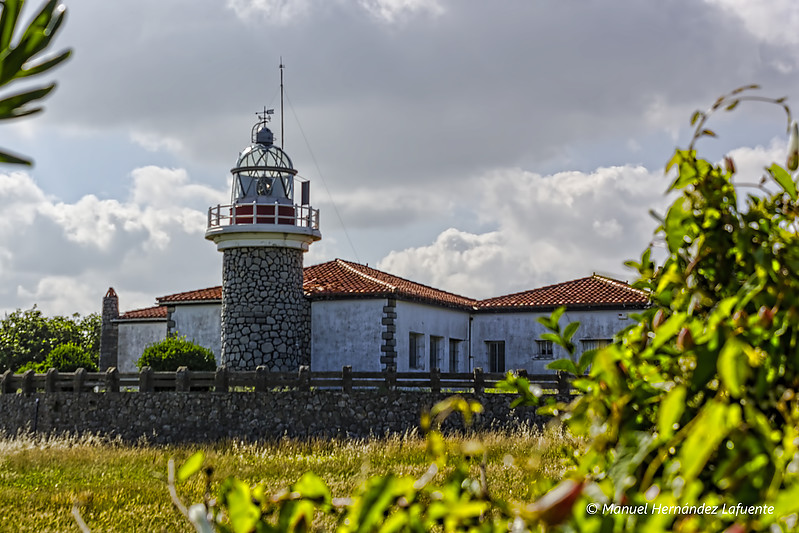 Punta Galea Lighthouse
Keywords: Bay of Biscay;Spain;Euskadi;Pais Vasco;Bilbao;Getxo