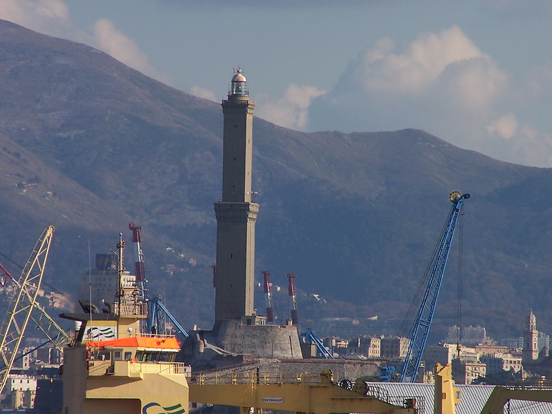 Italy - Lighthouse of Genoa (La Lanterna) - World of Lighthouses