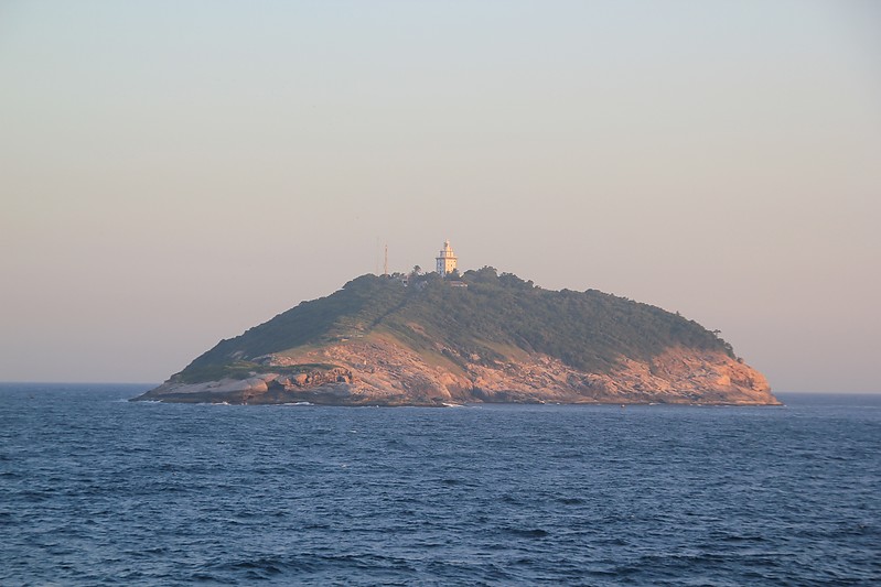 Rio de Janeiro / Ilha Rasa lighthouse
Keywords: Rio de Janeiro;Brazil;Atlantic ocean