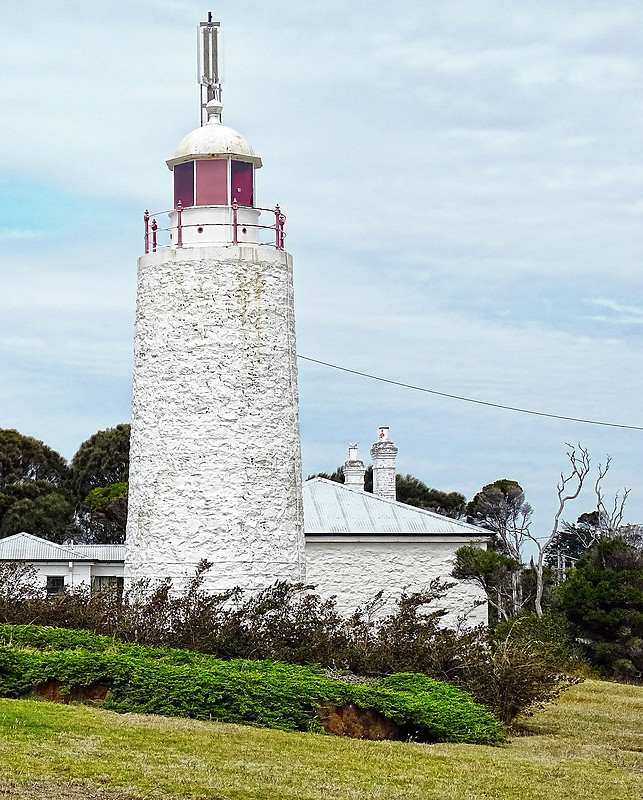 Middle Channel Lighthouse (Rear Lead)
The Middle Channel Lighthouse works in conjunction with the She Oak Point Lighthouse to form two leading lights guiding ships into the mouth of the Tamar River.
Keywords: Low Head;Georgetown;Tasmania;Australia;Bass Strait