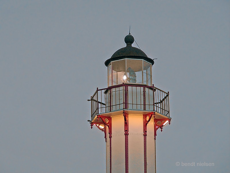 Baltic / Ystad / West Mole Lighthouse Lantern ( Range Rear )
The lighthouse is now seen in renovated condition.
Keywords: Sweden;Baltic sea;Ystad;Lantern