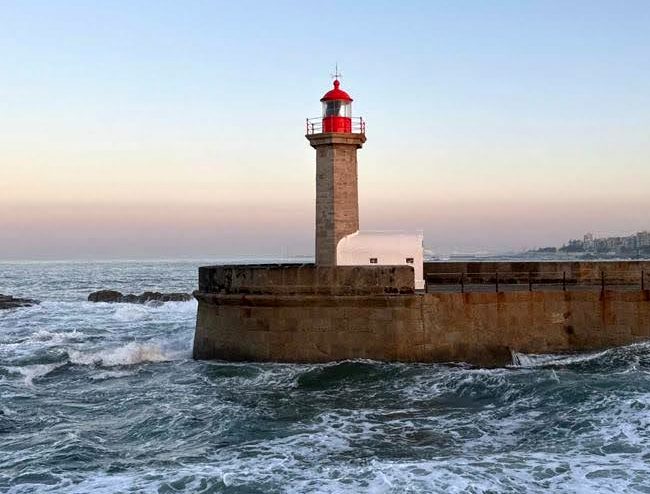 Porto / Farolim de Felgueiras lighthouse
Keywords: Porto;Portugal;Atlantic ocean