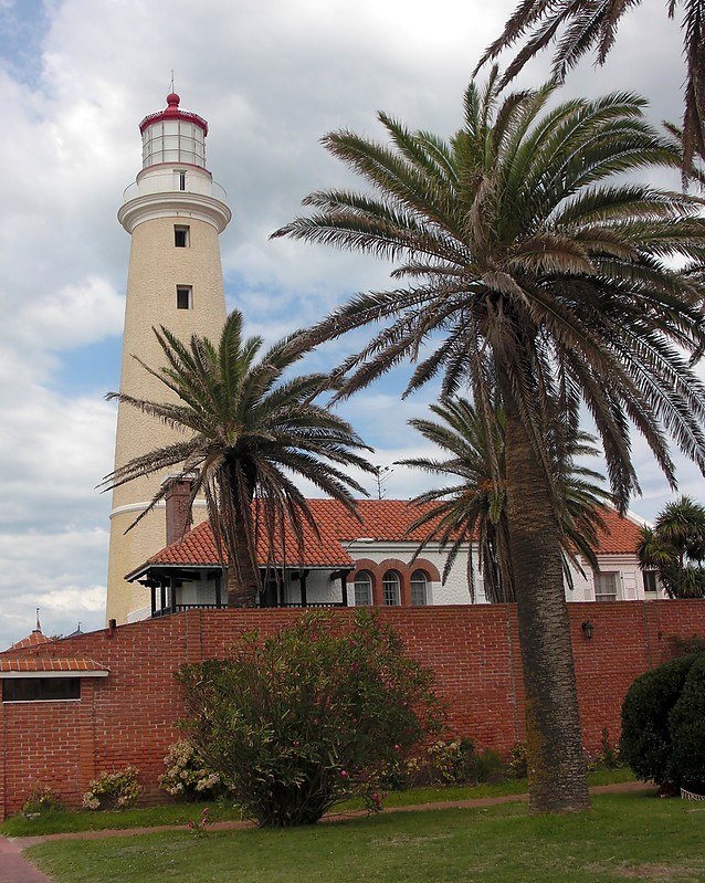 Punta del Este lighthouse
Keywords: Uruguay;Punta del Este;Rio de la Plata;Atlantic ocean