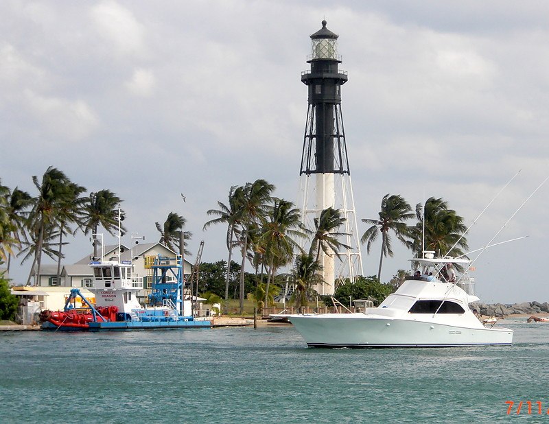 Florida / Hillsboro Inlet lighthouse
Keywords: Florida;United States;Pompano Beach;Atlantic ocean