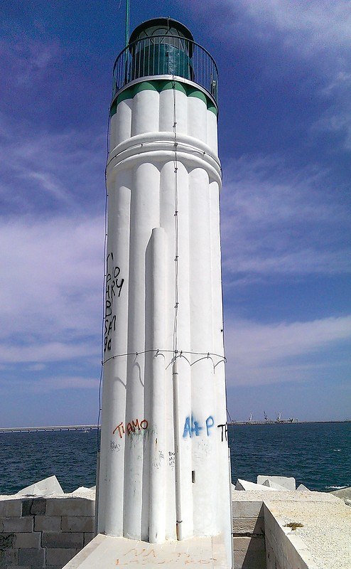 Apulia / Manfredonia / Molo di Levante lighthouse
Keywords: Manfredonia;Italy;Adriatic sea