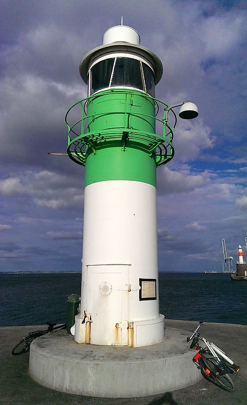 Arhus / Vestre Mole Head Lighthouse
Keywords: Arhus;Denmark;Arhus Bugt