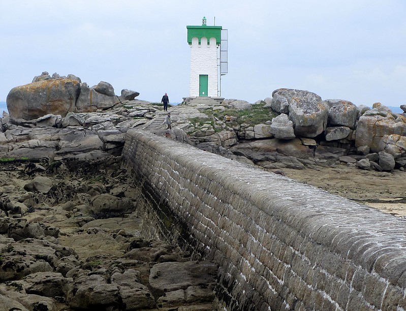 Trévignon / Breakwater Root light
Keywords: France;Brittany;Bay of Biscay