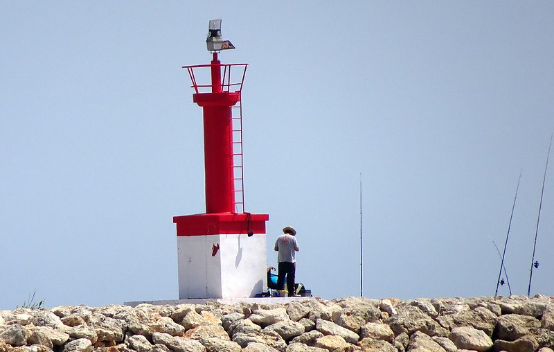 Puerto de Cullera / Malecón Sur Near Head light
Keywords: Mediterranean sea;Spain