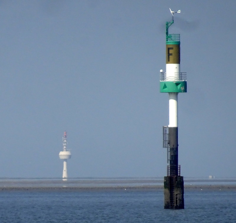 Cuxhaven / Navigationsbake beacon F
Keywords: Germany;Niedersachsen;Cuxhaven;Elbe;Offshore
