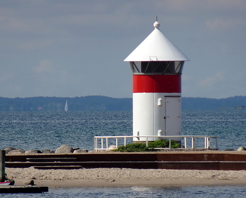 Assens lighthouse
Keywords: Denmark;Baltic Sea;Fyn;Assens