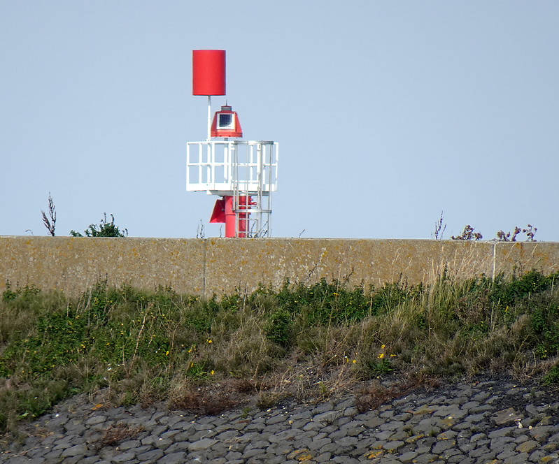 Harlingen / New N Mole Head light
Keywords: Netherlands;Waddenzee;Harlingen