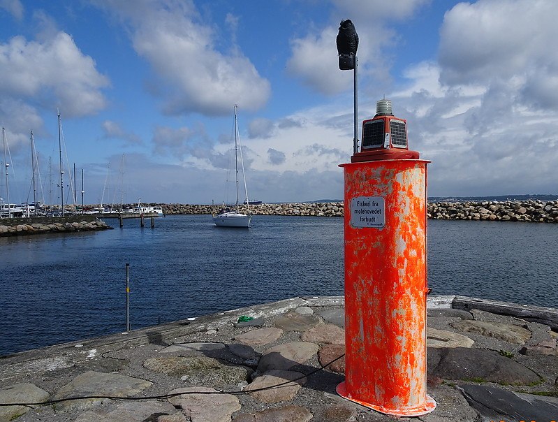 Helsingør / Nordhavn S Mole Head light
Keywords: Oresund;Helsingor;Denmark