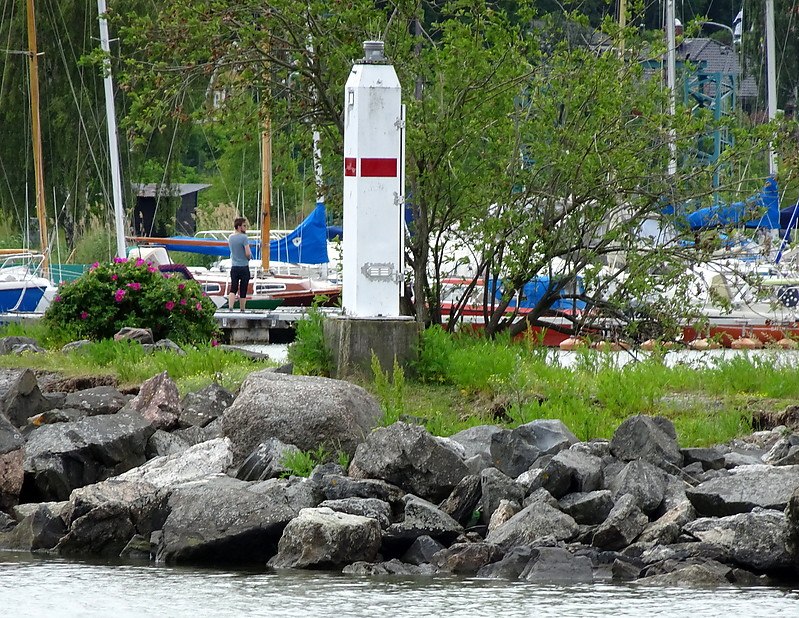 Norrköping / Lindö Harbour S light
Keywords: Sweden;Baltic Sea;Norrkoping