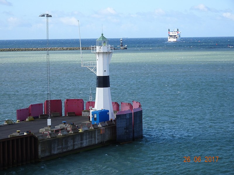 Trelleborg East Breakwater lighthouse
Keywords: Sweden;Baltic Sea;Trelleborg