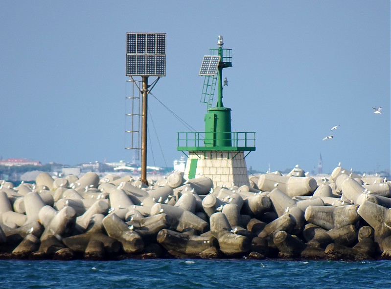 Chioggia /	N Breakwater Head light
Keywords: Italy;Veneto;Chioggia;Adriatic sea