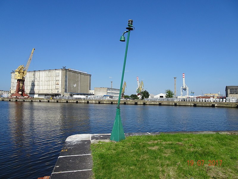 Odra River / Szczecin Port / Nabrze??e Bulgarskie light
Keywords: Poland;Odra River;Szczecin