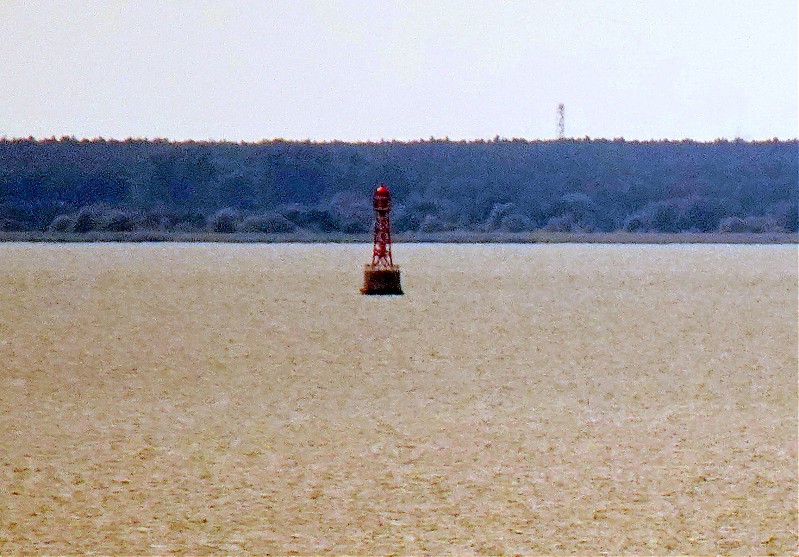 Brama Torowa  light No 2 E 130m from fairway
Keywords: Poland;Baltic Sea;Swinoujscie;Offshore