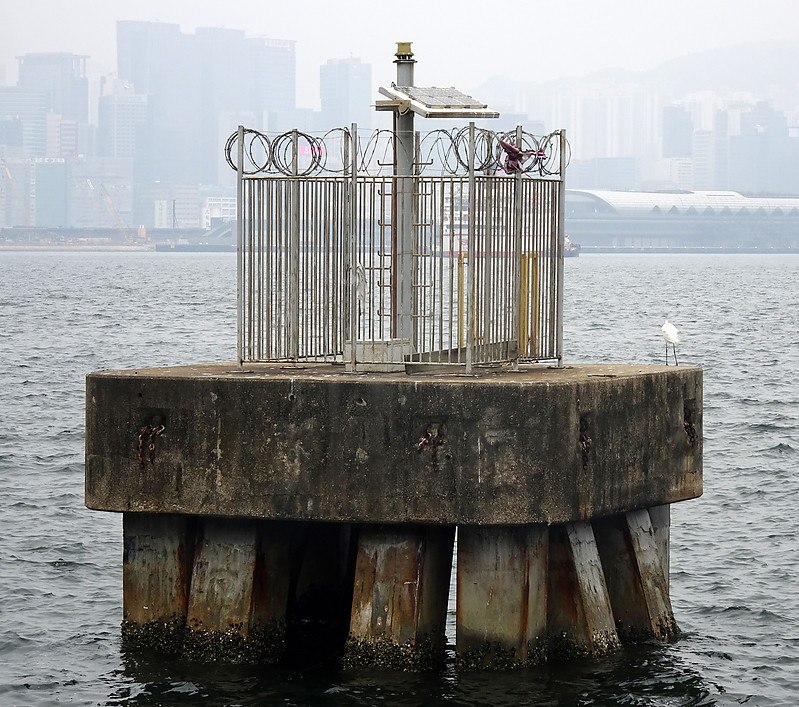 Hong Kong Harbour / Hung Hom light
Keywords: China;Hong Kong;South China Sea