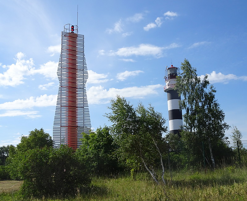 Riga / Ldg Lts Front Daugavgr?va island (L) + Daugavgr?vas Lighthouse (R)
C3526: Racon(D).[0.03-X]. Sector of reception 85.00-215.00. Maximum range-15.00M.;
Keywords: Latvia;Baltic Sea;Riga