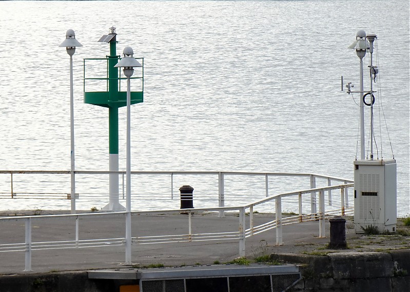 Gijón / Puerto Local / Malecón de Fomento Head light
Keywords: Spain;Bay of Biscay;Asturias;Gijon