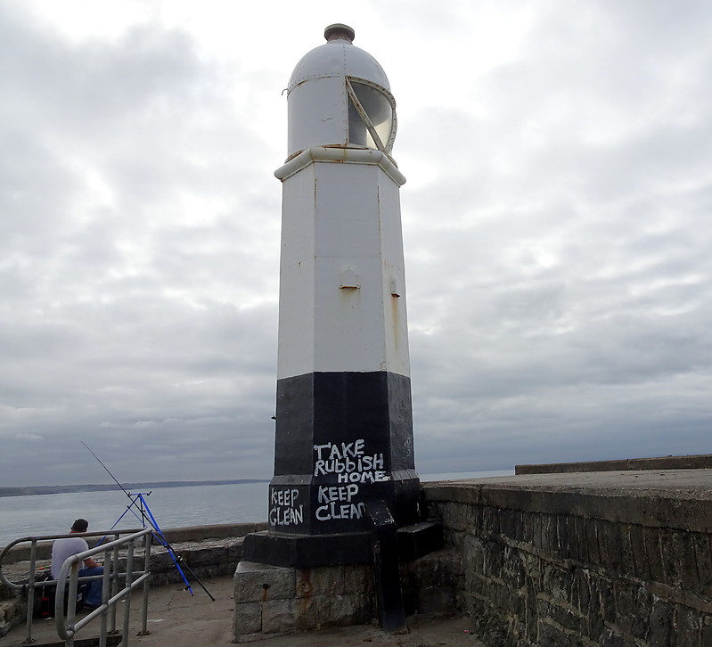 Swansea Bay / Porthcawl Breakwater Head lighthouse
Keywords: Irish Sea;Wales;United Kingdom;Bristol Channel