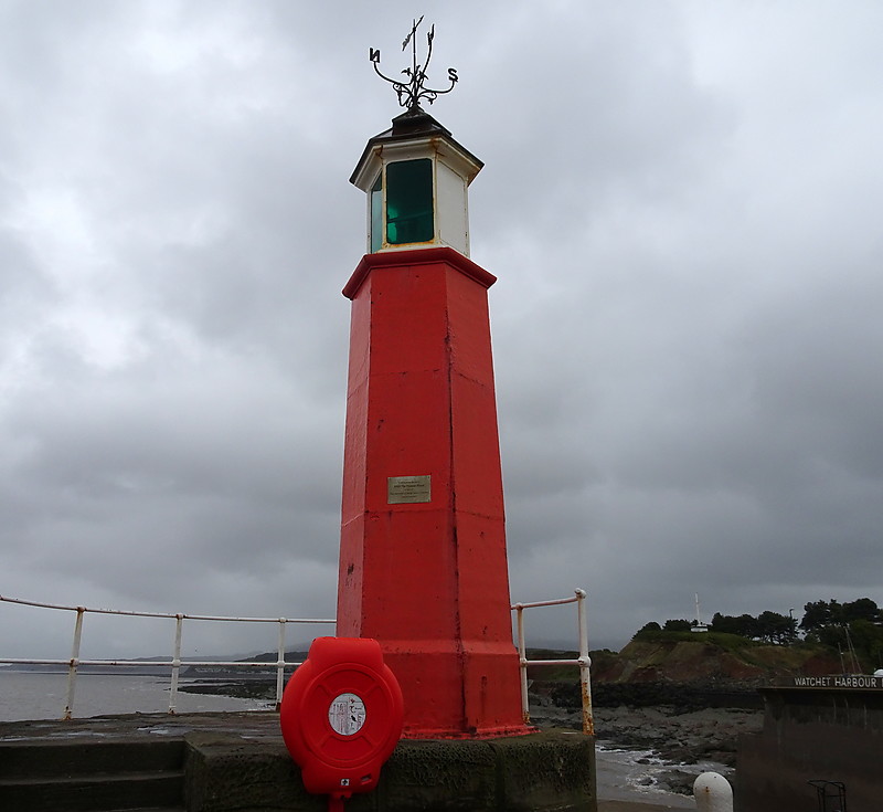 Watchet Harbour / W Breakwater Head  lighthouse
Keywords: United Kingdom;England;Watchet