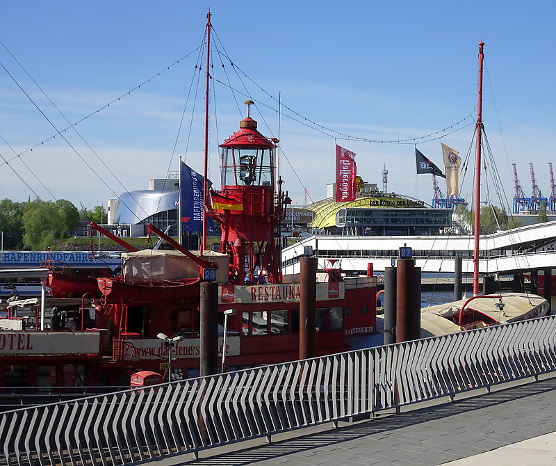 Elbe / Hamburg / lightvessel "Das Feuerschiff (ex-Trinity House Lightvessel 13 (LV 13))
Keywords: Germany;Hamburg;Elbe;Lightship