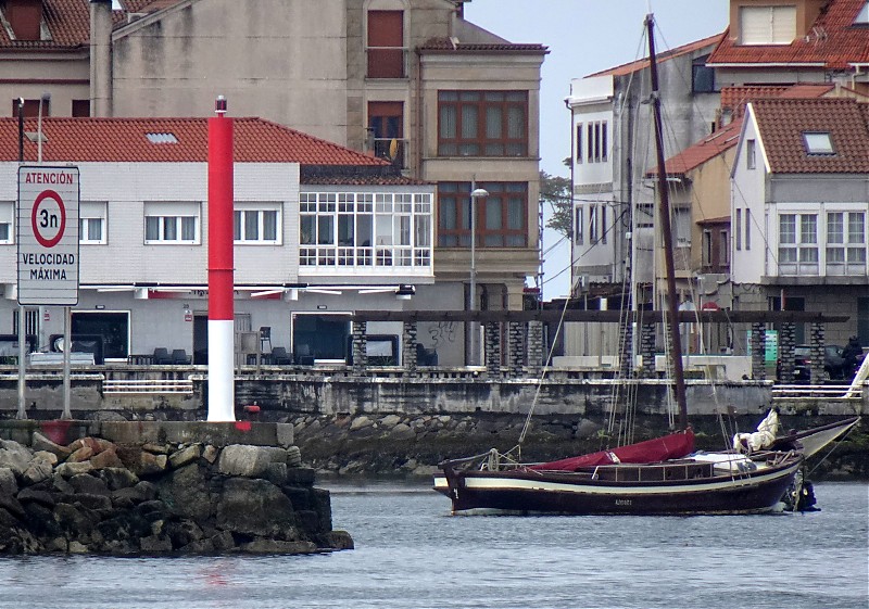 Isla de Arosa / Puerto de San Xulián de Arousa / Pier Head
Keywords: Spain;Galicia;Atlantic ocean